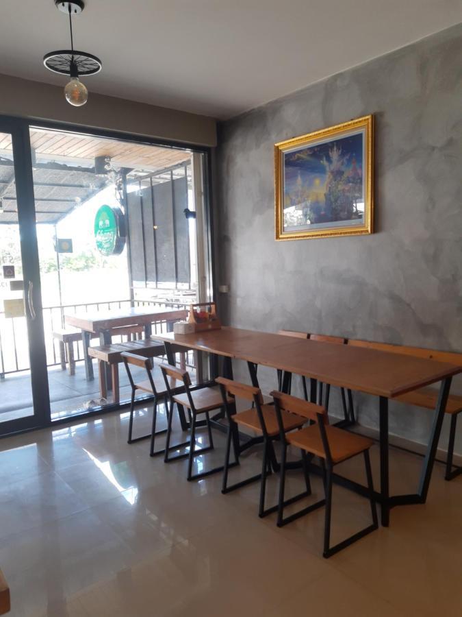 Baankhuninn Urt Airport Surat Thani Exterior foto